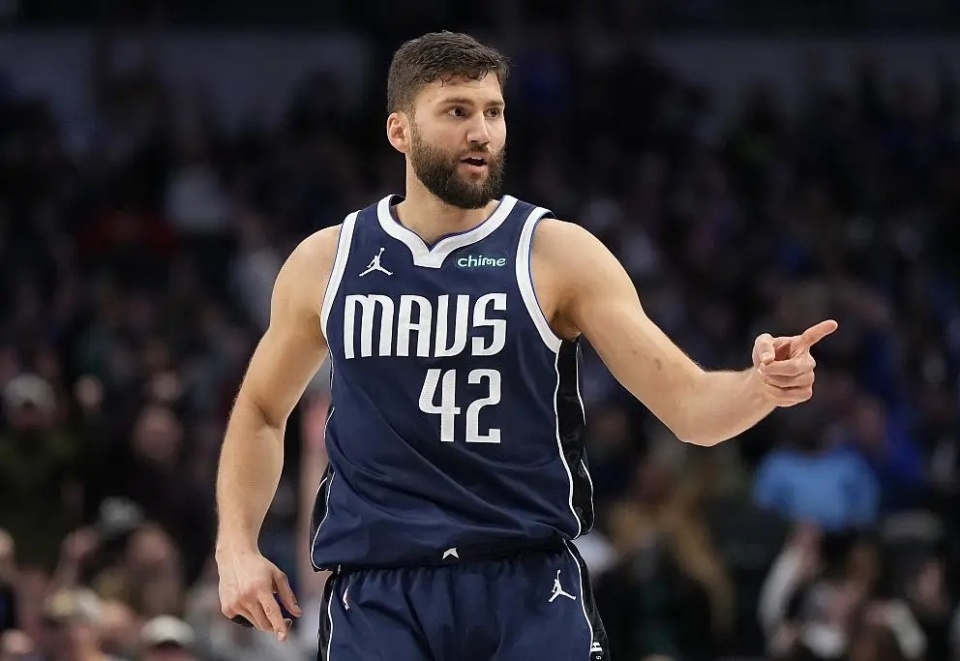 开云体育官方网站包含这也行？达拉斯独行侠今夜手感冰凉洛杉矶湖人主帅复盘备战中超，多伦多猛龙围绕英超临场应变的词条